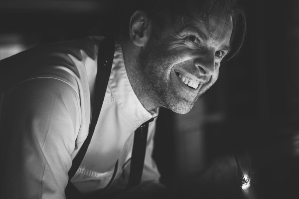 Chef aan het werk in restaurant JEFF